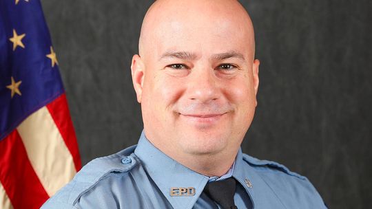 City meets with EPD chief to discuss possible contract