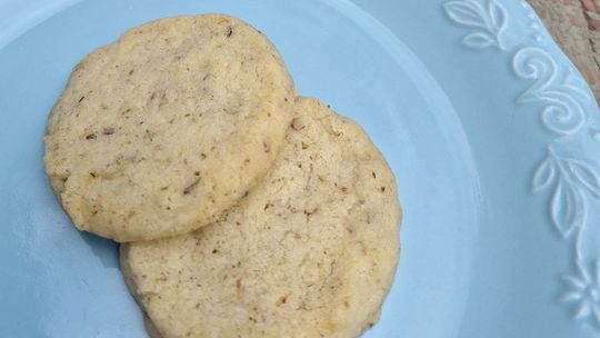 End of the Road Recipes: Pecan Shortbread Cookies