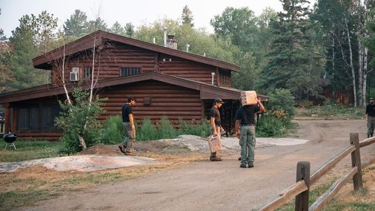Hotshots check in at historic Lodge of Whispering Pines