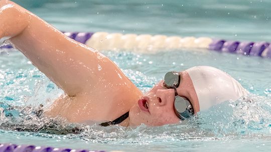 Luthens, Moran get firsts in pool