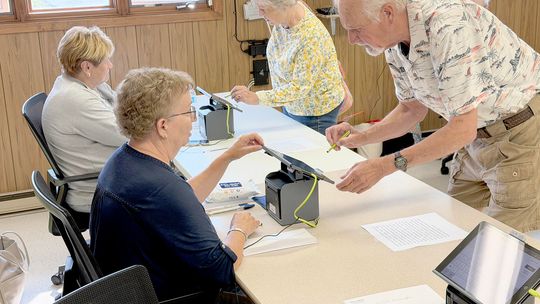 Primary winners move on to fall