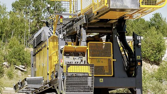 Pulsar Helium mobilizes drill rig at Jetstream site