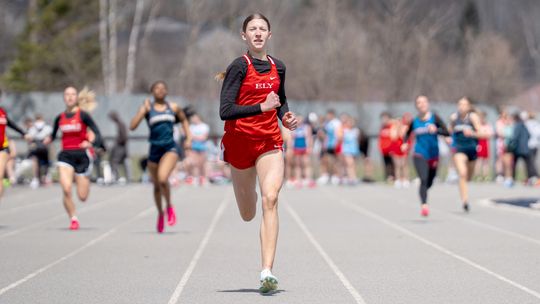 Udovich sets record in 400