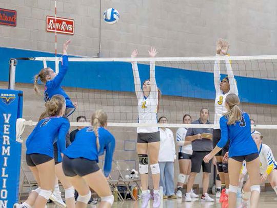 At Deer River, CC sweeps again