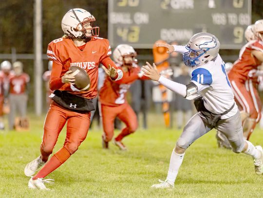 Brecke, Wolves break out