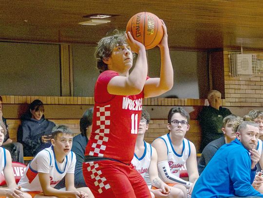 Ely boys win two in row