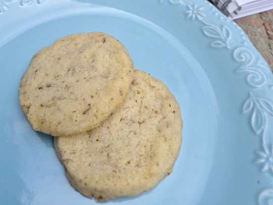 End of the Road Recipes: Pecan Shortbread Cookies