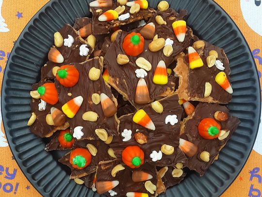 End of the Road Recipes: Scotcheboo Bark