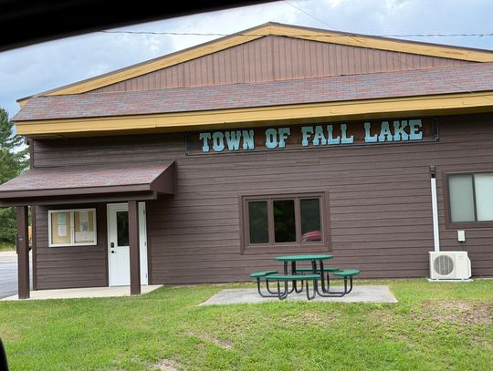 Fall Lake board gets update on Sunset Road project