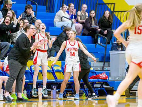 Girls reach 7A title game