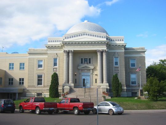 Lake County Board hears updates on veterans, local press and tech projects