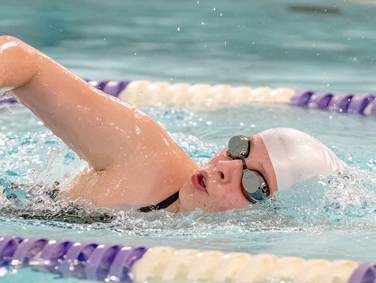 Luthens, Moran get firsts in pool