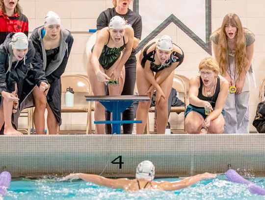 Luthens, Moran get firsts in pool