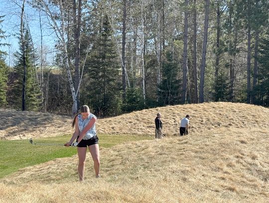 Northeast Range/Ely golfers compete at The Quarry