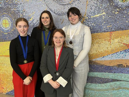 Northeast Range/Ely speech team at State