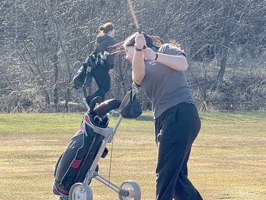 NRE girls golf season begins