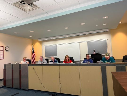 Pay for cops and ambulance compensation discussed at Tuesday’s city council meeting