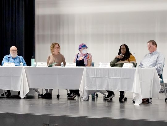 School board candidates discuss AI, PSEO, and more at Wednesday’s forum