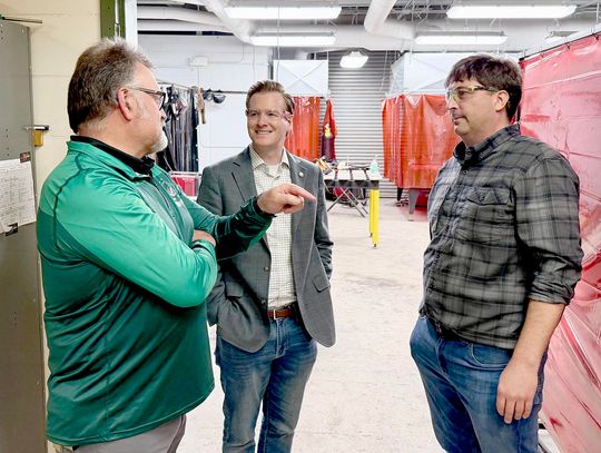 Senator Grant Hauschild visits Northeast Range school