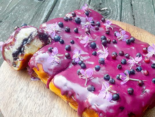 SISU BLUEBERRY SAUNA CINNAMON BUNS