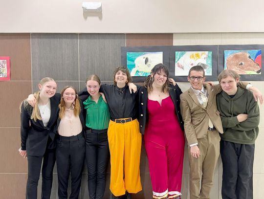 Speech team sends five to state