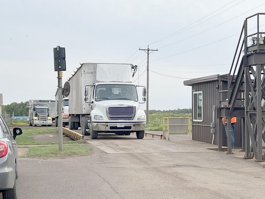 St. Louis County Landfill begins accepting trash from five-county region
