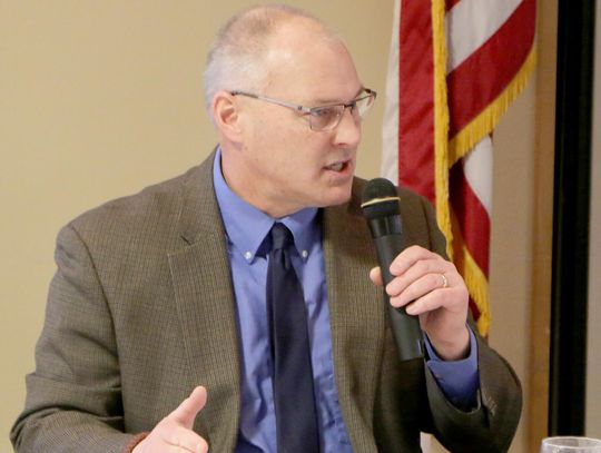 Stauber easily re-elected