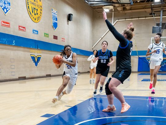 VCC women off to 3-0 start VCC women off to 3-0 start