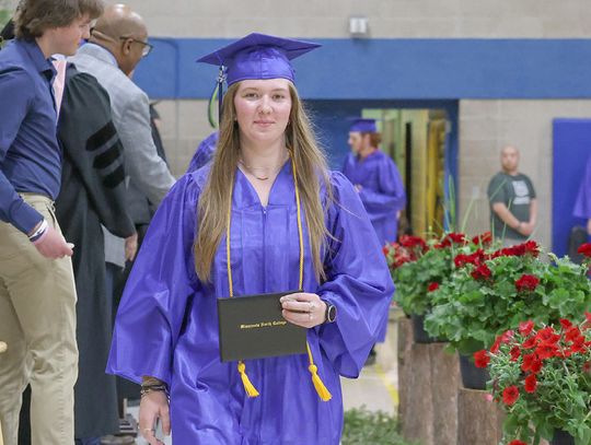 Vermilion grads bid farewell
