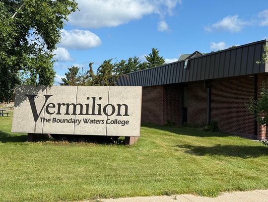 Vermilion swept in division debut