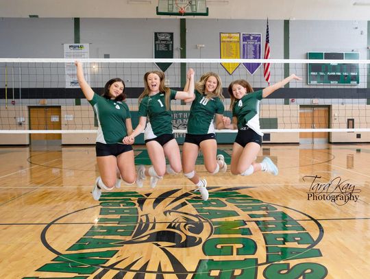 Volleyball team beats Littlefork