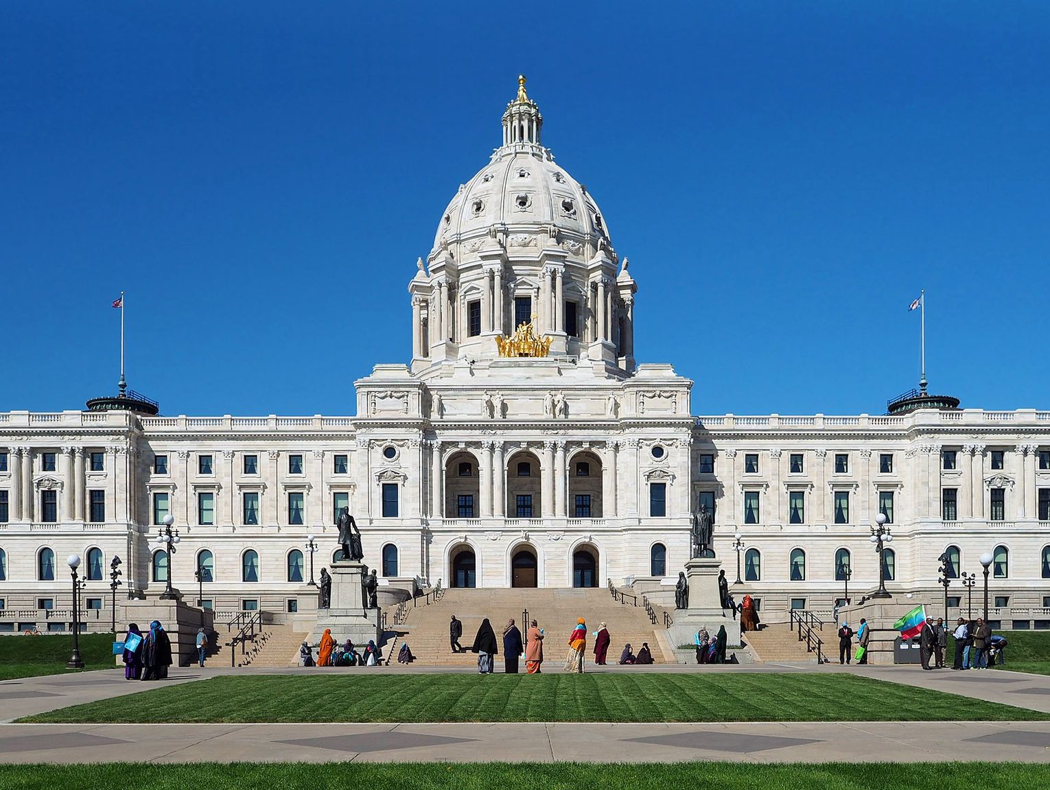 Ely Echo Editorial: Falconer must follow law or resign