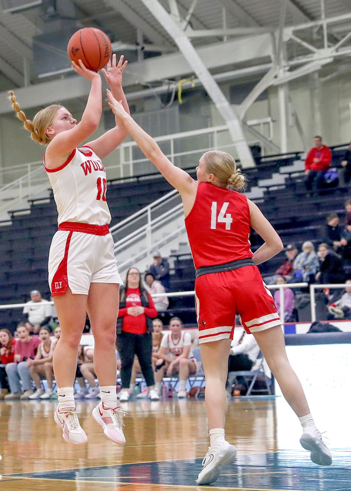 Cromwell ends surprising season for girls in semifinals