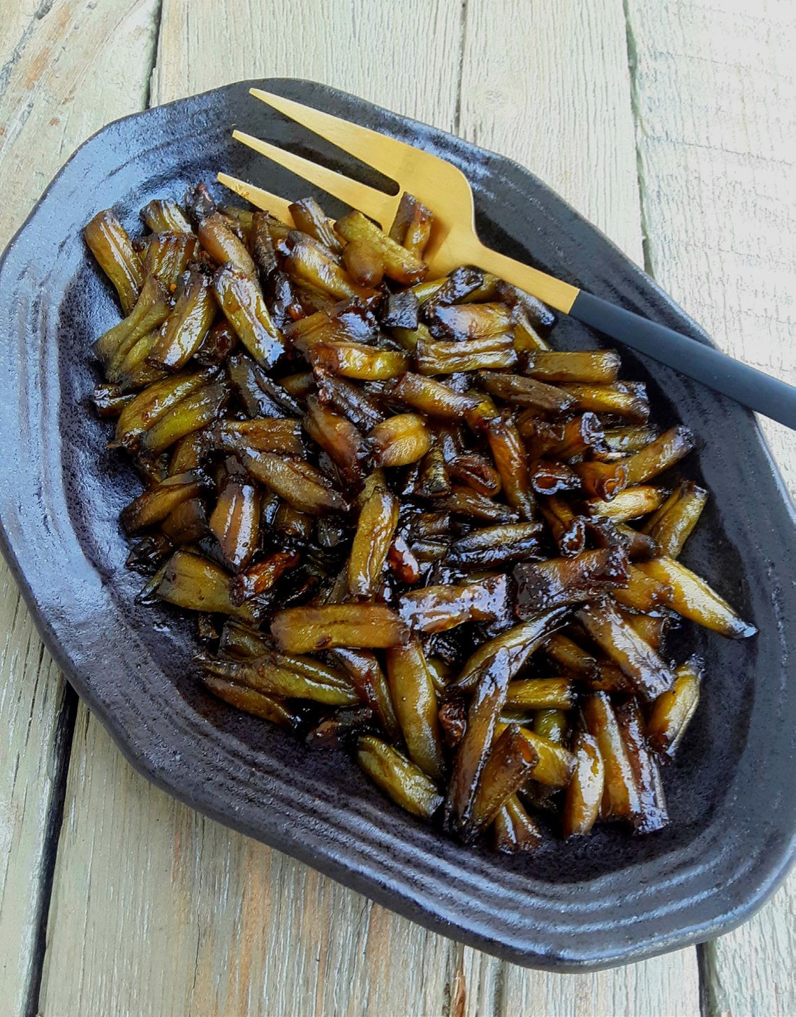 End of the Road Recipes: Green Beans in Whoa Sauce and Peanut Butter Caramallow Sweet Potato Casserole End of the Road Recipes: Green Beans in Whoa Sauce and Peanut Butter Caramallow Sweet Potato Casserole