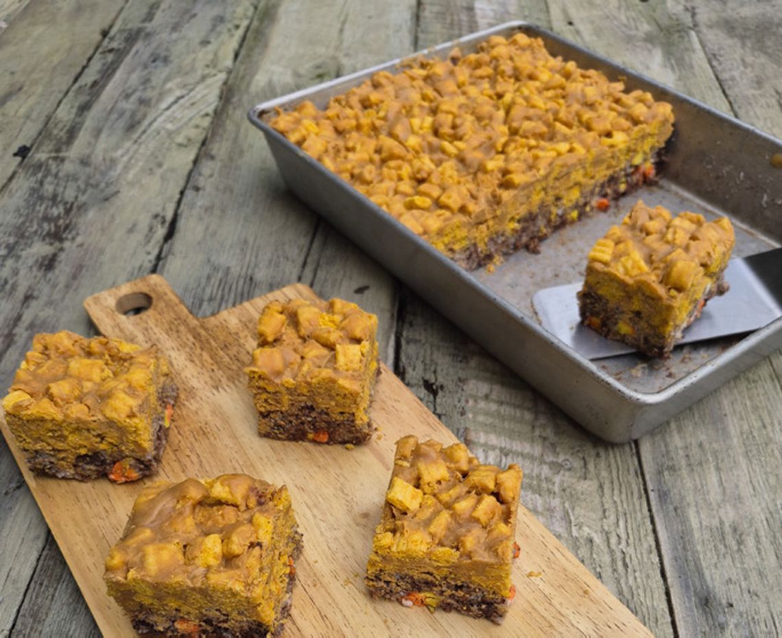 End of the Road Recipes: Hotdish You Betcha Bars End of the Road Recipes: Hotdish You Betcha Bars