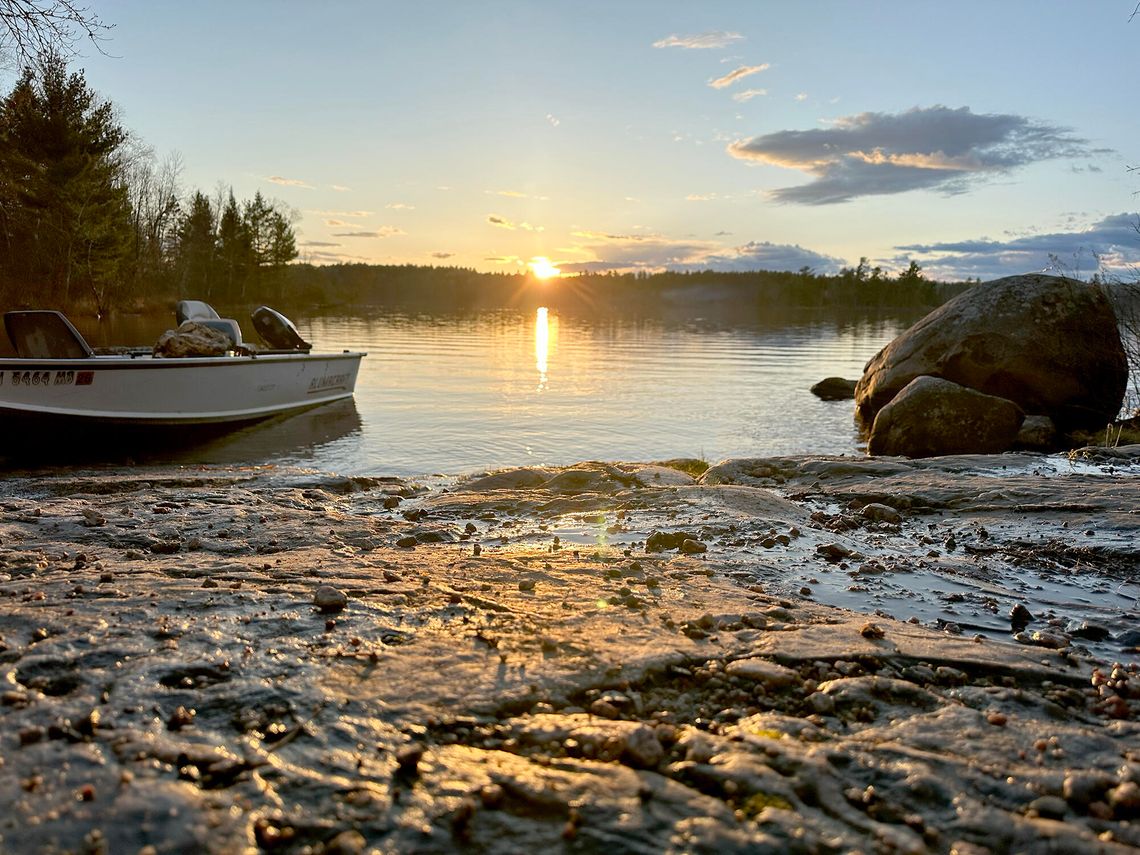 Fall Lake and beyond entry point opens for day use Aug. 29 Fall Lake and beyond entry point opens for day use Aug. 29